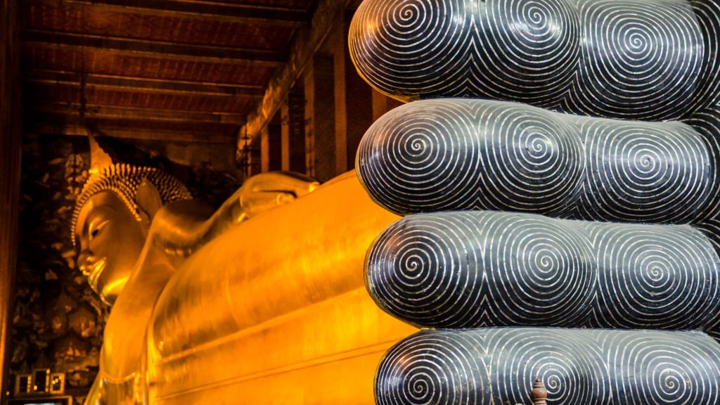 Itinéraire 15 jours en Thaïlande — Bouddha couché du Wat Pho à Bangkok
